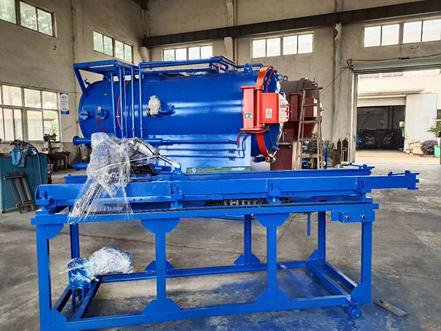 雙室油淬氣冷真空爐 雙室油淬氣冷真空爐